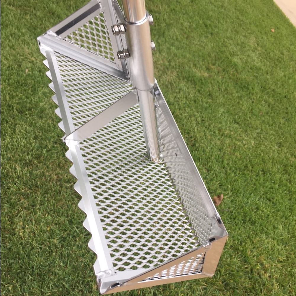 Sand flea rake